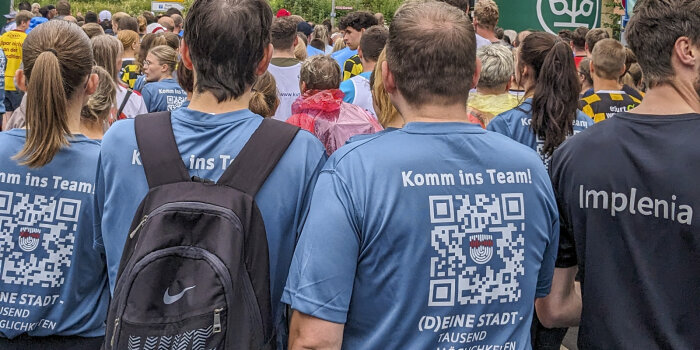 Foto: Run Thüringer Unternehmenslauf am 5. Juni 2024 © Stadtverwaltung Erfurt mehrere Menschen in Sportkleidung